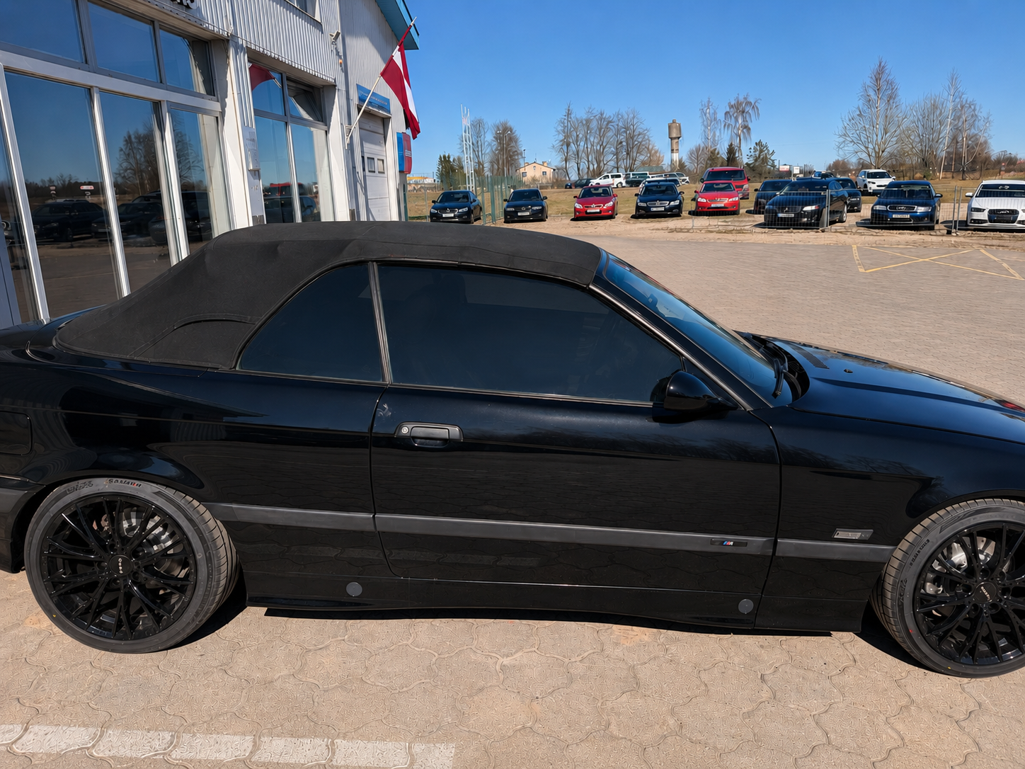 BMW logu tonēšana — pēc